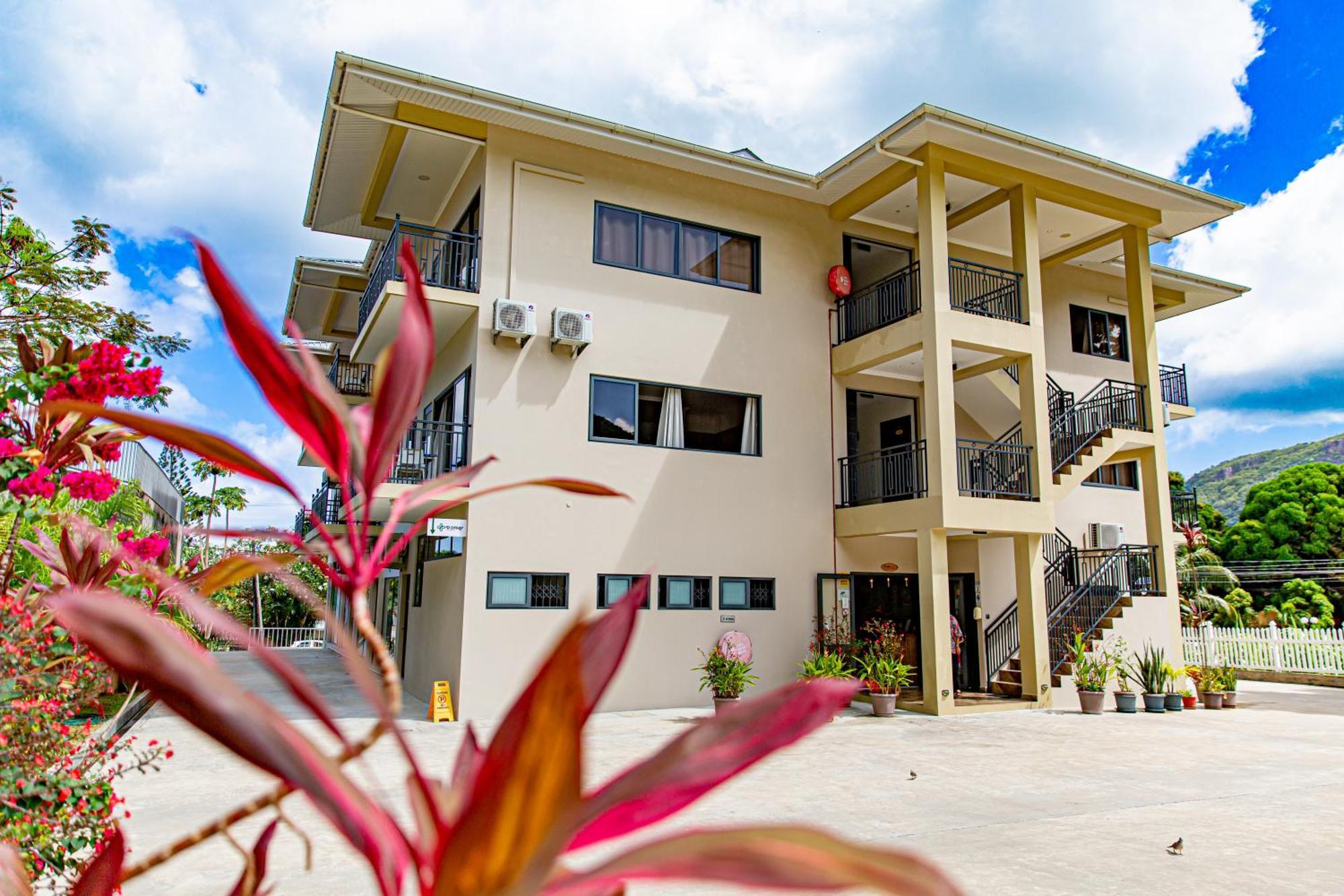 B Holiday Apartments Beau Vallon  Eksteriør bilde