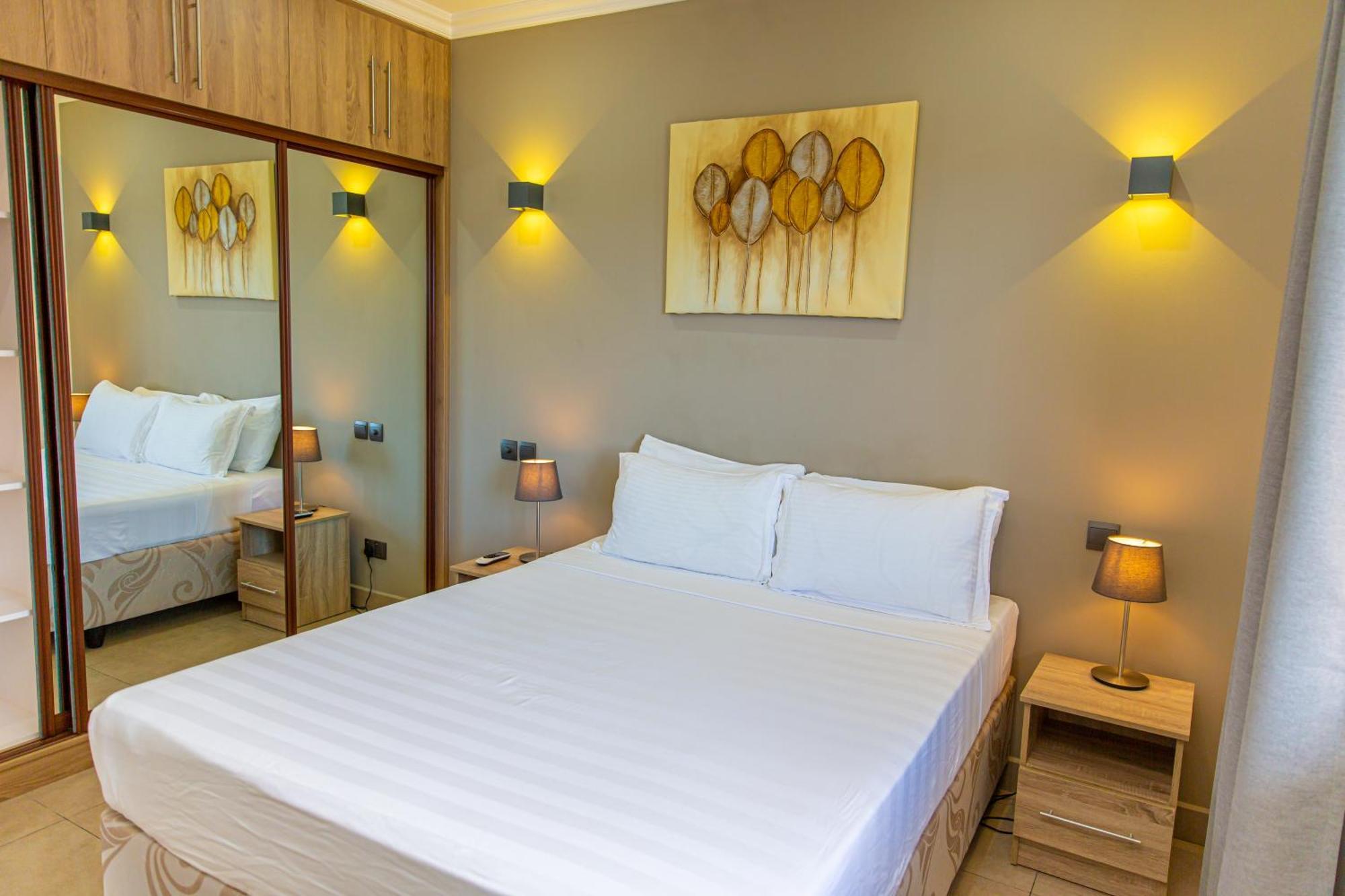 B Holiday Apartments Beau Vallon  Eksteriør bilde